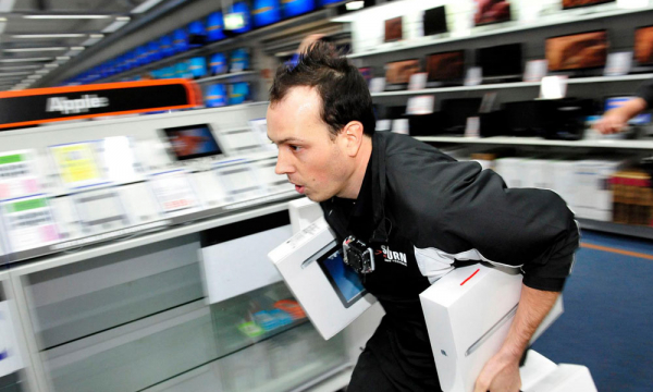 Экономисты предостерегли от ажиотажной скупки бытовой техники